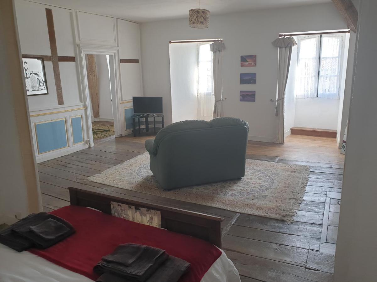 Le Chateau Châteauponsac エクステリア 写真